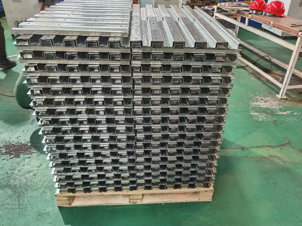 Roll Forming Hat Section